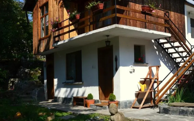 Markiza Holiday Home