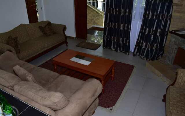 Maya's Guest House
