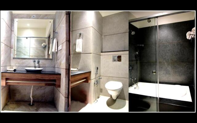 Hotel Crystal Grand