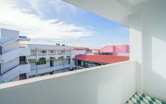 La Manzana by Wynwood House