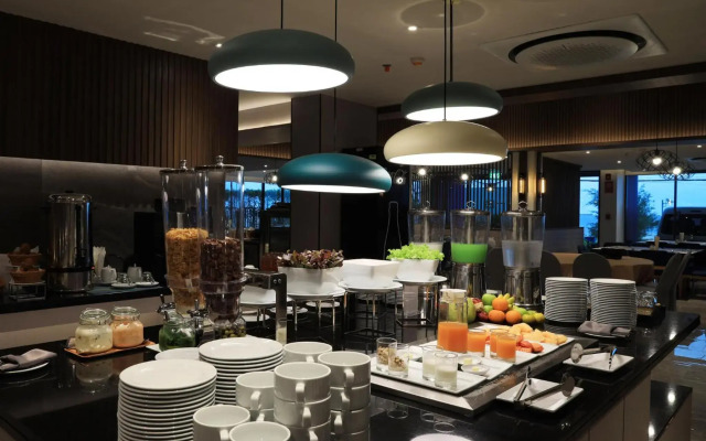 Fortune Saeng Chan Beach Hotel Rayong