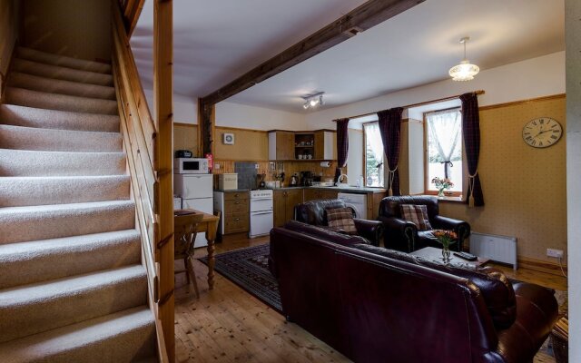Braemore Square Country House