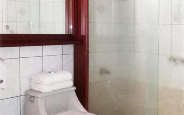 Gaudys Backpackers - Hostel
