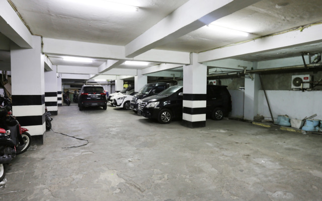 OYO 3865 Wisma Niaga