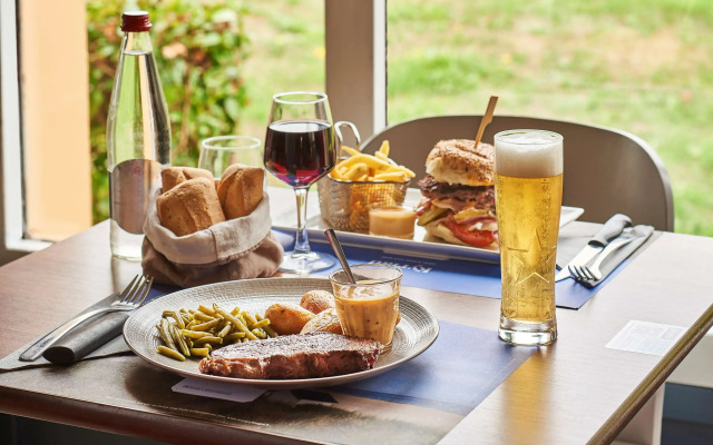 Kyriad Caen Nord - Hérouville Saint Clair