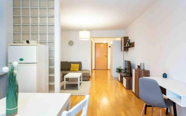 Perfect Studio with View and Undergound parking