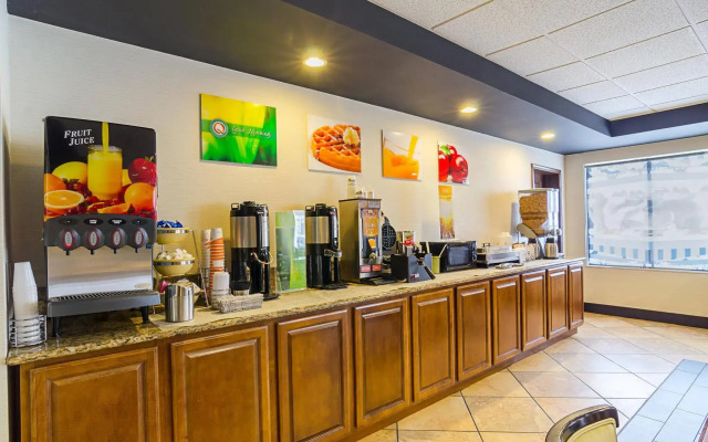 Holiday Inn Hotel and Suites Richmond West End by IHG