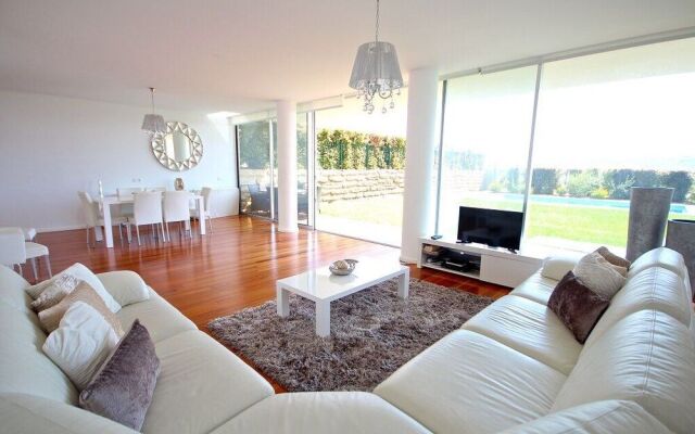 Lux Design Villa in Sintra