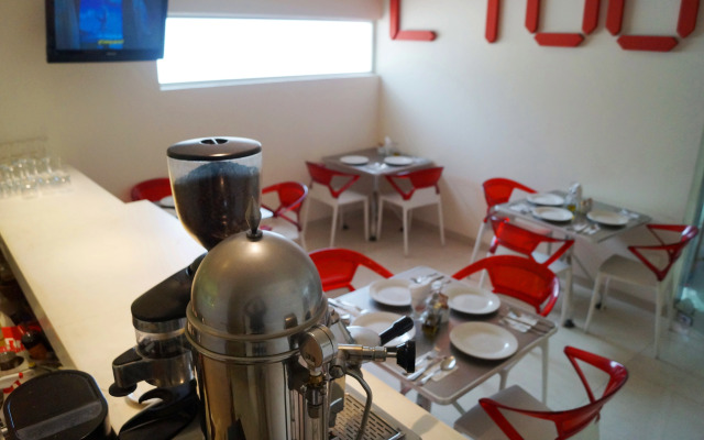 Love Hotel Kron