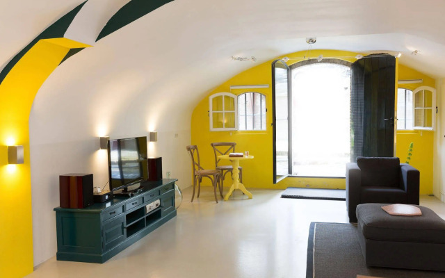 Hotel 26