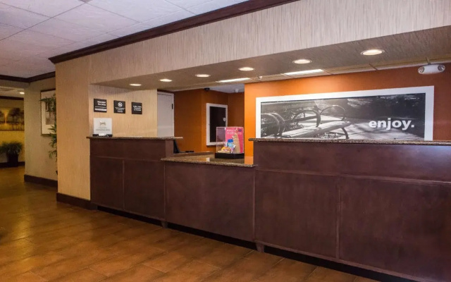 Hampton Inn Asheville I-26 Biltmore Area