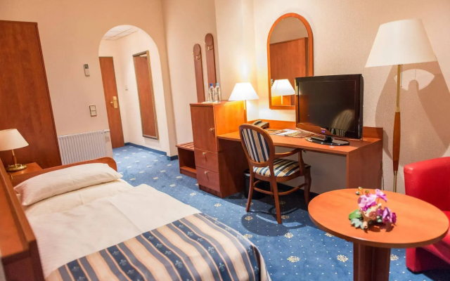 Hotel Gwarna