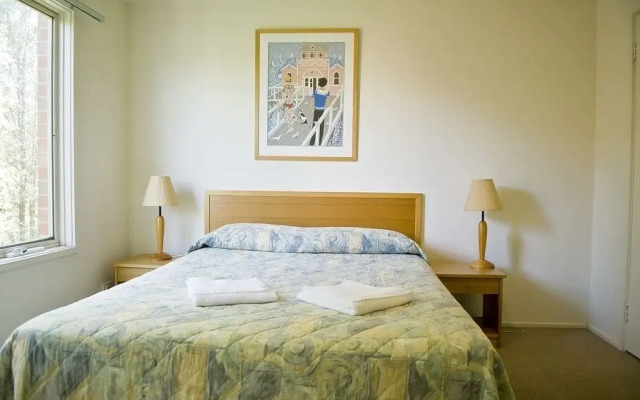 Lamplighter Motel