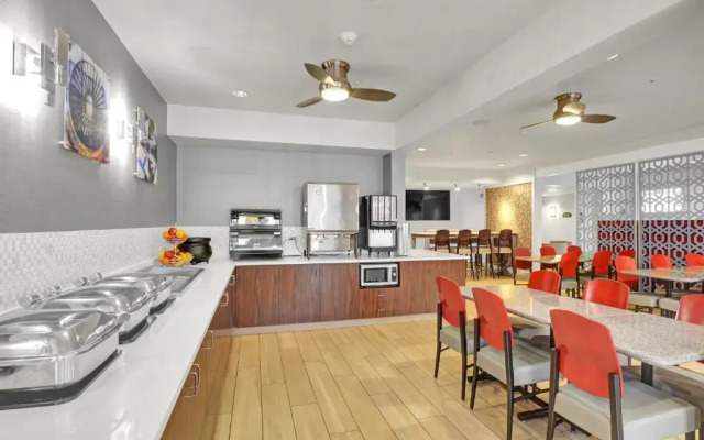 Executive Residency by Best Western Navigator Inn & Suites