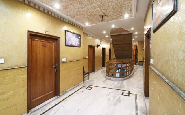 Pooja Hotel By OYO Rooms