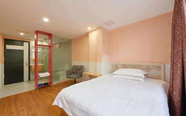 Ningbo Qicaiyouke Hotel