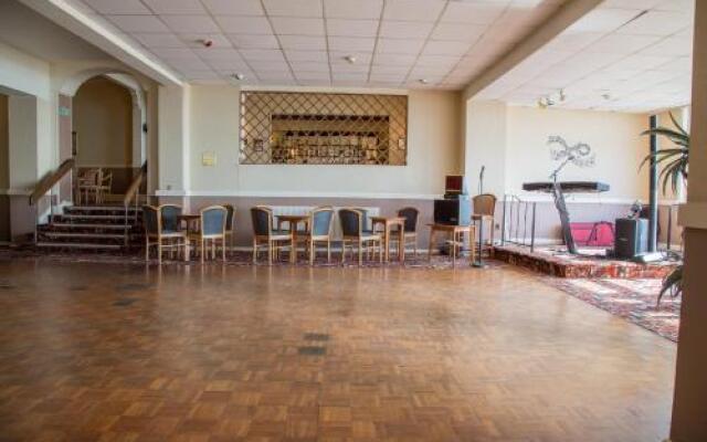 Bayshore Hotel