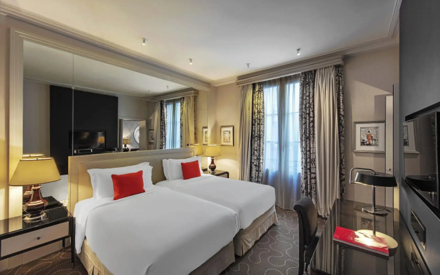 Prince de Galles, a Luxury Collection Hotel, Paris