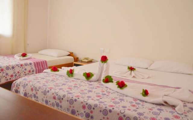 Dilek Otel