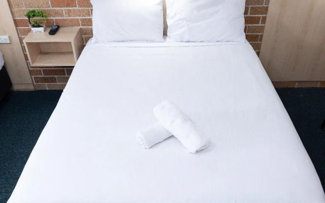 Windsor Riverview Inn