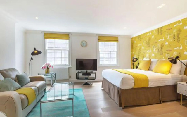 Wyndham Hotel
