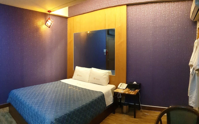 Romance Motel