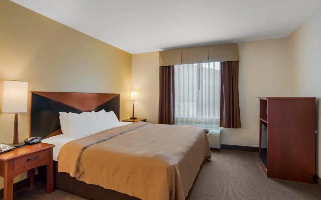 Quality Inn & Suites Chambersburg Northeast