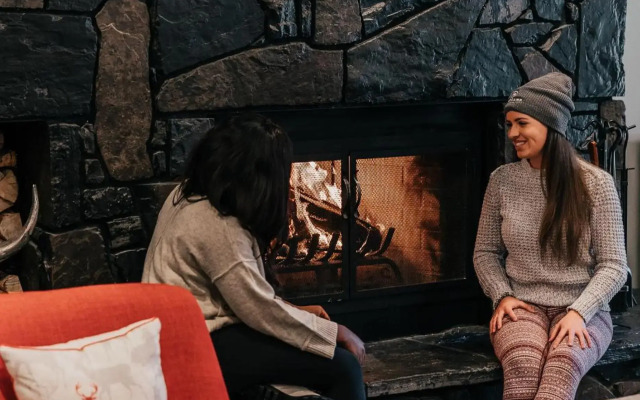 Basecamp Lodge Canmore