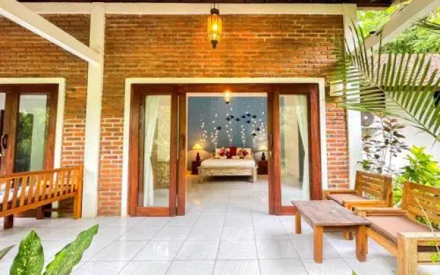 Solaluna Beach Homestay