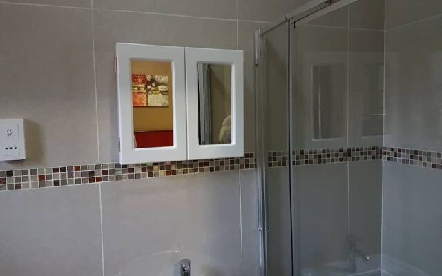 Ezzela House Bed & Breakfast