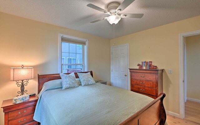 Inviting Lakefront Home: Seasonal Boat Dock!