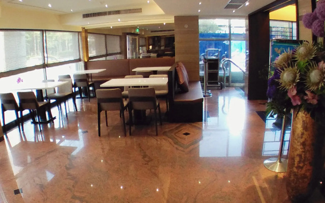 KDM Hotel