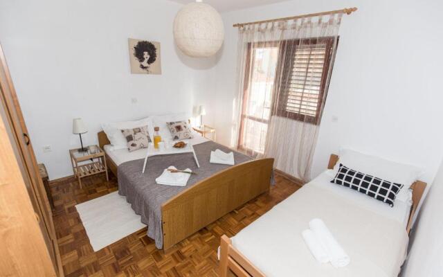 Holiday Home Toma