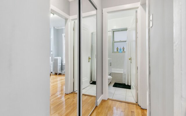 Well equipped 1BR in Chicago highlights