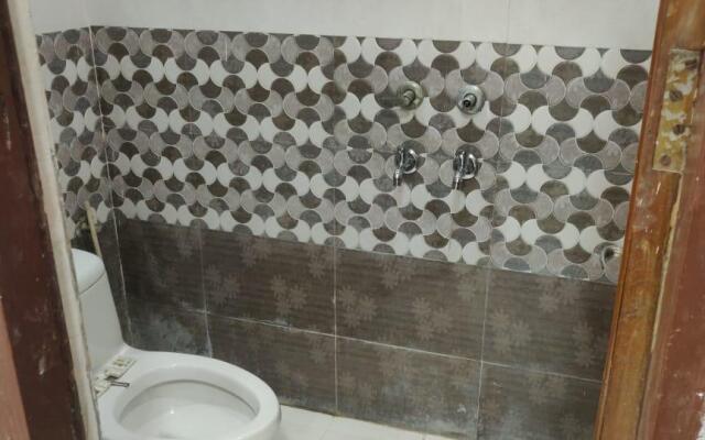 OYO 82284 Pl Guest House