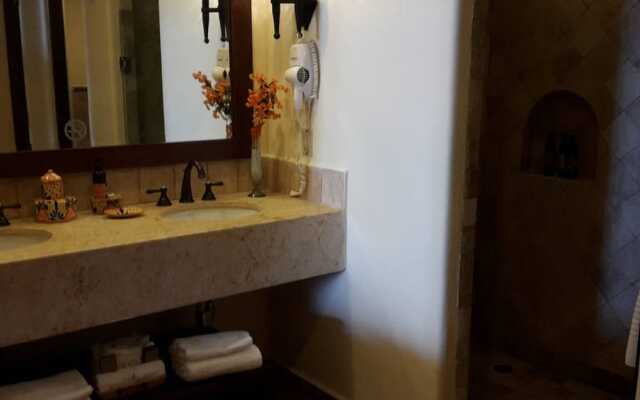 Beautiful 2 BR Suite Awesome View Cabo San Lucas