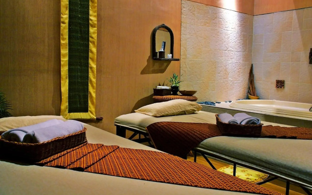 Grand Elite Hotel