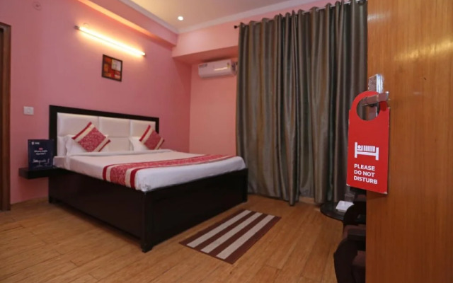 Mascot Pentazz by OYO Rooms