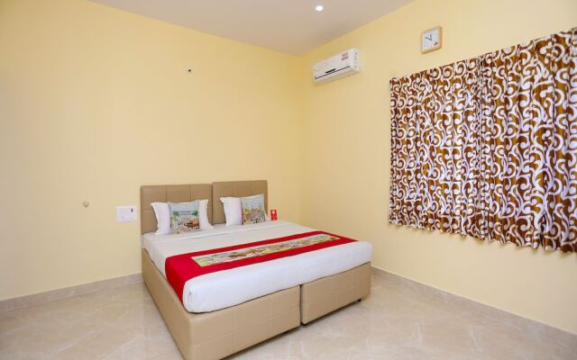 OYO 9414 Golden Nest
