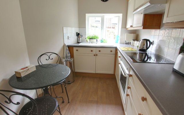 Ideal 2-bedroom Holiday Home in Goudhurst With Balcony