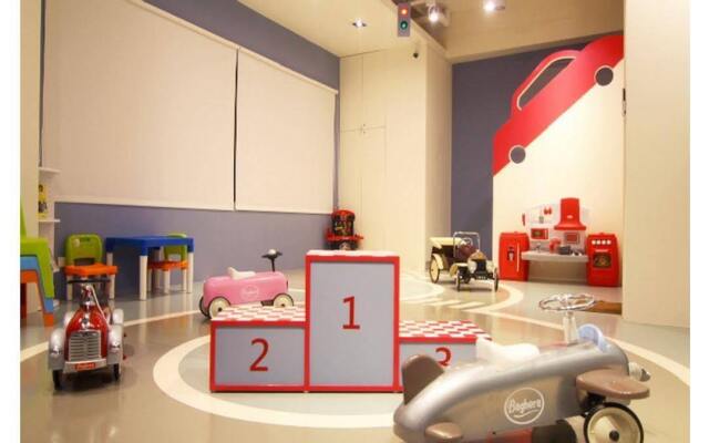 Fun Car Guest House