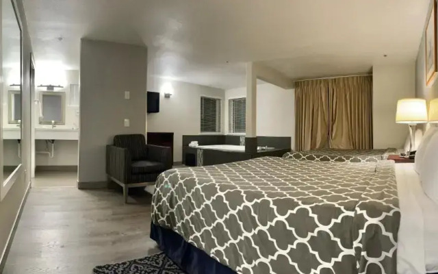 Americas Inn and Suite