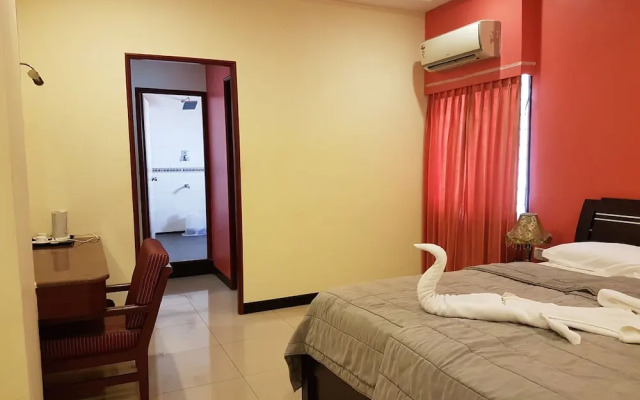 Hotel Subhalakshmi Palace