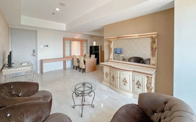 Nice 3Br Connected To Mall At Grand Sungkono Lagoon Apartment