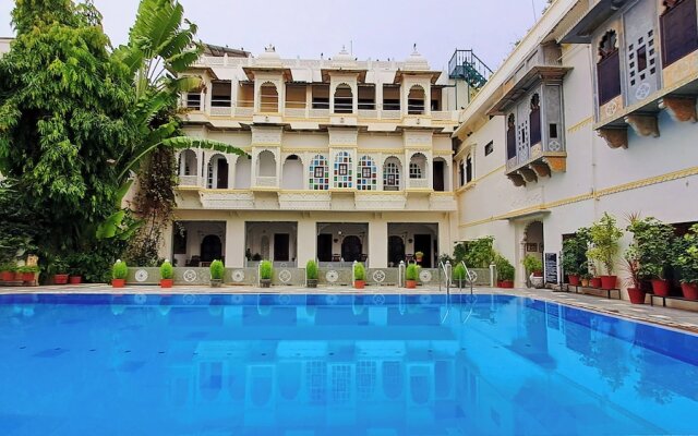 Hotel Mahendra Prakash