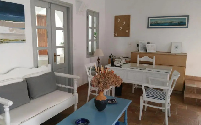 Hotel Roussos Beach