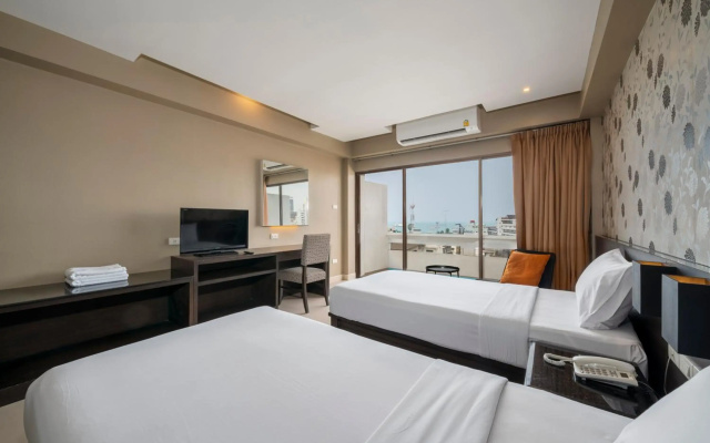 Welcome Plaza Hotel