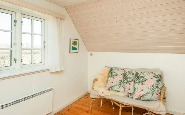10 Person Holiday Home in Blavand