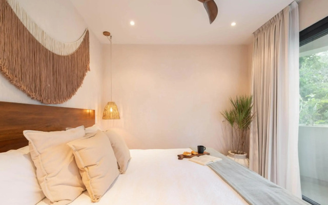 Exclusive 2BR Penthouse & Rooftop Pool, Aldea Zama