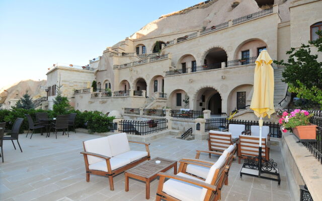 Alfina Cave Hotel